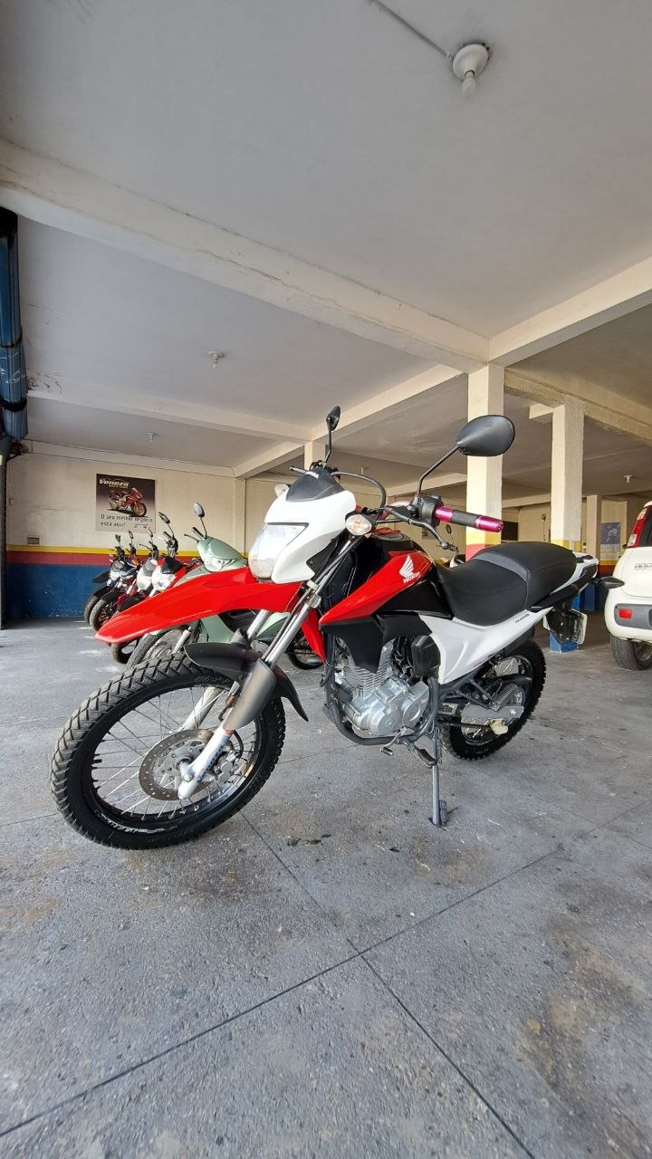 HONDA BROS 160 ESDD FRENTE ESQUERDA